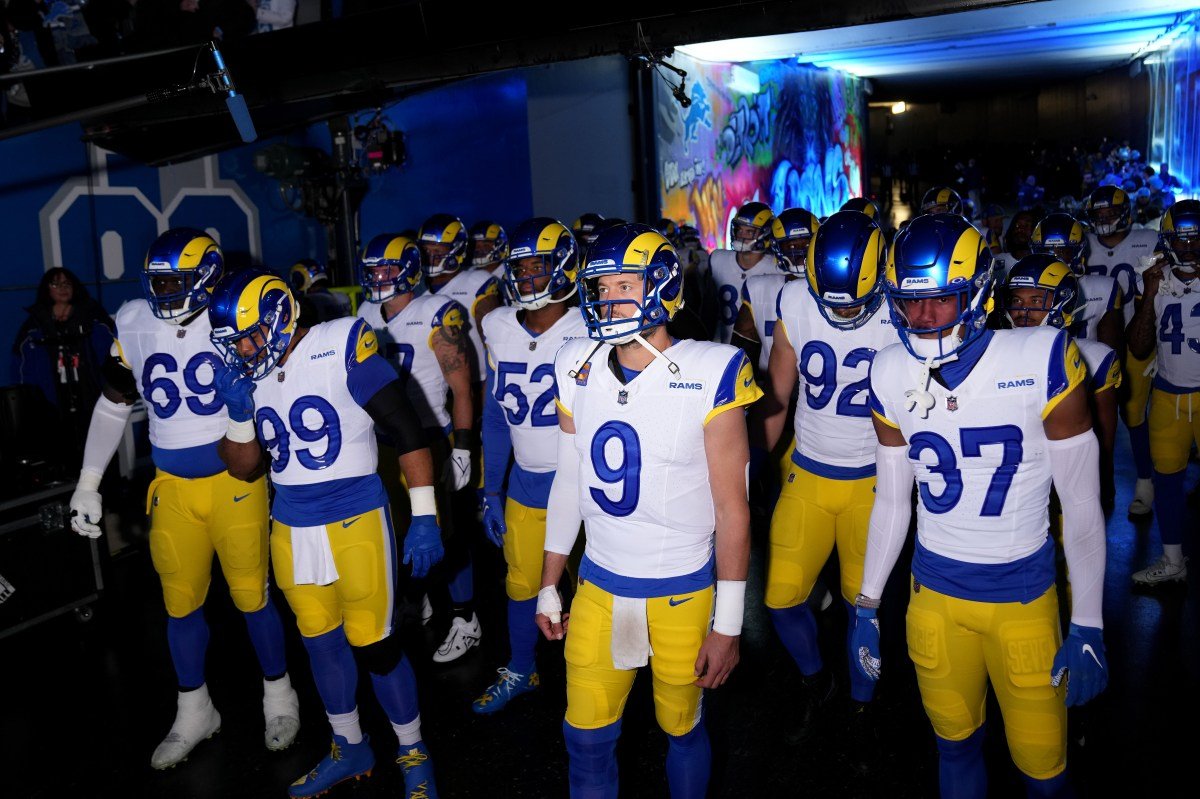 सीहॉक्स प्लेऑफ गेमसाठी रॅम्सने एनएफएल लीजेंडला मानद कर्णधार म्हणून नाव दिले