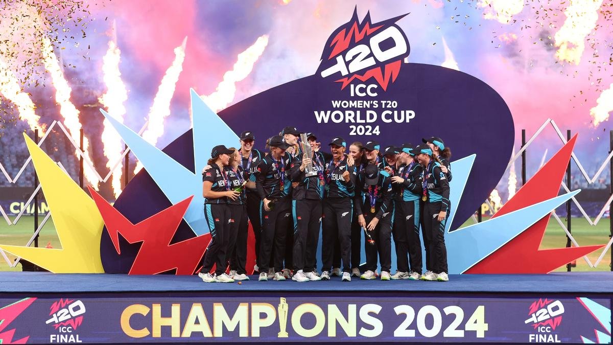 ICC ने महिला T20 विश्वचषक 2026 साठी अद्ययावत फिक्स्चर जारी केल्यामुळे बांगलादेश भारत आणि पाकिस्तान गट 1 मध्ये सामील झाला