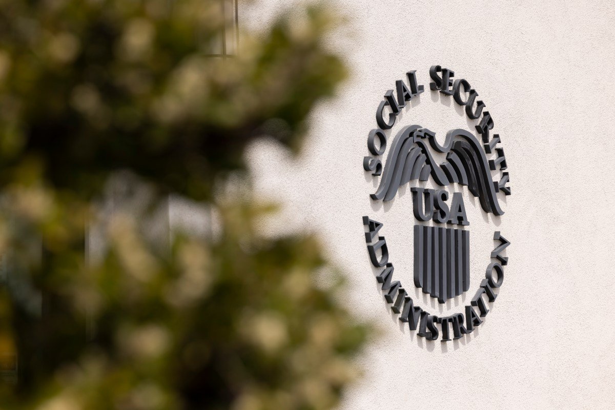 सोशल सिक्युरिटी प्राप्तकर्त्यांना फक्त काही आठवड्यांतच बदलाचा सामना करावा लागतो