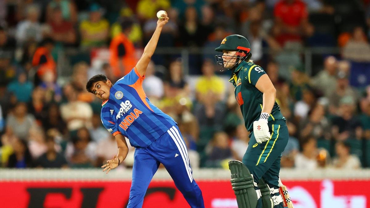 AUS-W vs IND-W, 3rd T20I: भारताने ऑस्ट्रेलियाविरुद्ध ऐतिहासिक मालिका विजयासाठी पुनरुत्थान केले