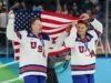यूएसएच्या सुवर्णपदक जिंकल्यानंतर चाहत्यांनी वादग्रस्त निर्णयासाठी ऑलिम्पिकला फाटा दिला