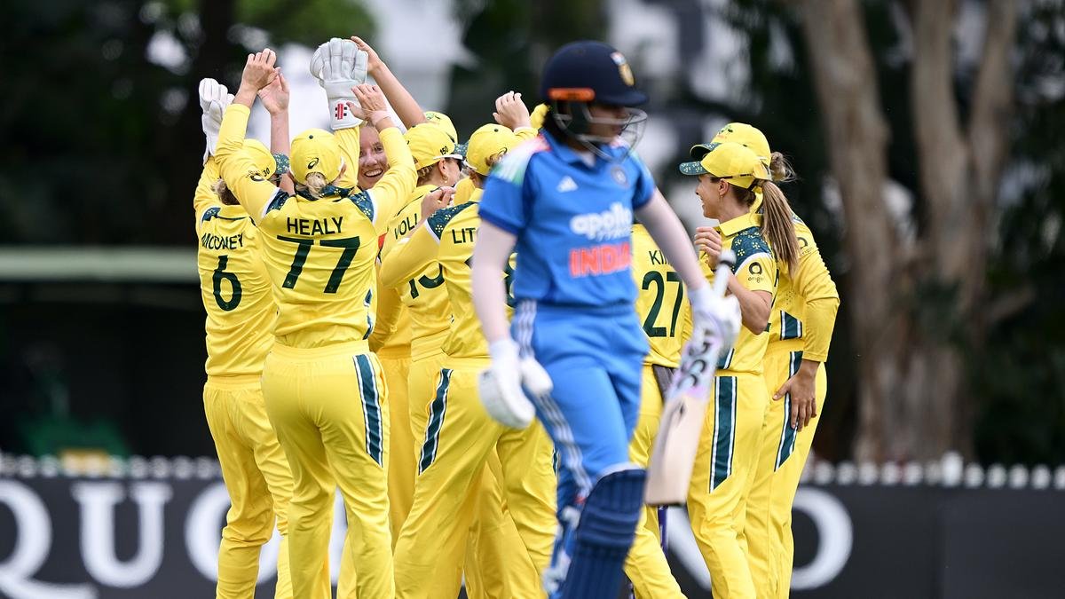 AUS-W vs IND-W, 1st ODI: अष्टपैलू ऑस्ट्रेलियाने भारताविरुद्धच्या मालिकेत बरोबरी साधण्यासाठी पुनरागमन केले