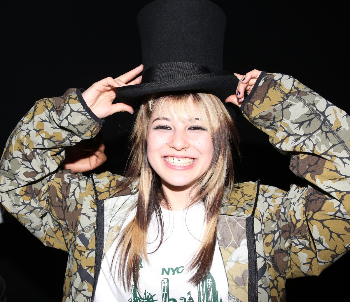 एलिसा लियूने संगीत प्रश्न बंद केले: ‘मला सर्वकाही द्यायचे नाही’