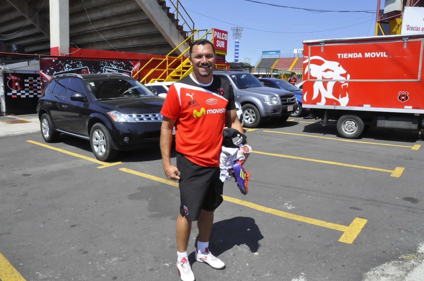 पॉल मायोर्गा 2014 मध्ये अलाजुएला येथून त्याच्या वादग्रस्त निर्गमनाबद्दल सत्य सांगतो