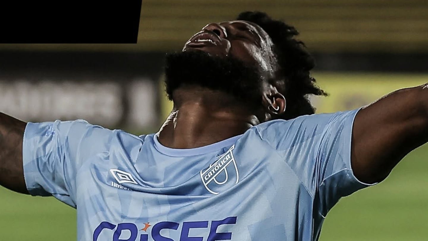 (व्हिडिओ) पनामानियन सॉकरपटू जोस फजार्डो गोल साजरा करताना एक खरे आणि असामान्य दुःस्वप्न जगतो