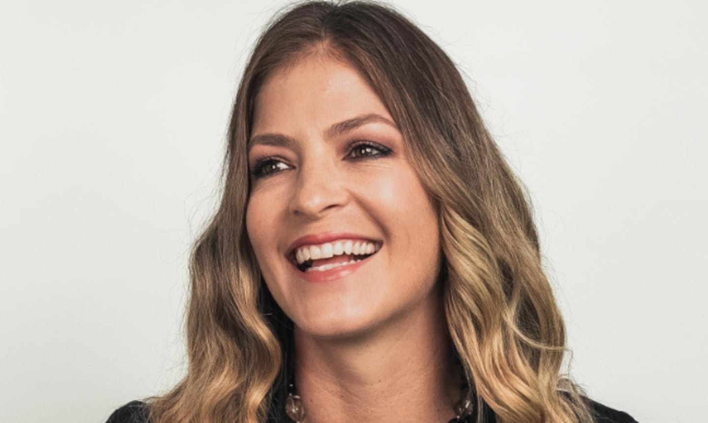 2026 च्या निवडणुकीपूर्वी विवियाना कॅल्डेरॉनने एक शक्तिशाली संदेश पाठवला आहे