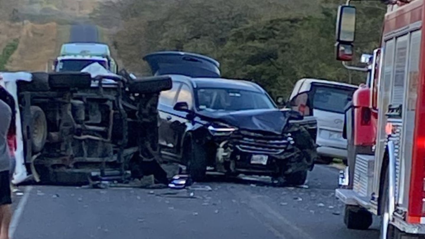 कॅन्ससमध्ये अनेक अपघातांमध्ये एक ठार आणि 10 जखमी