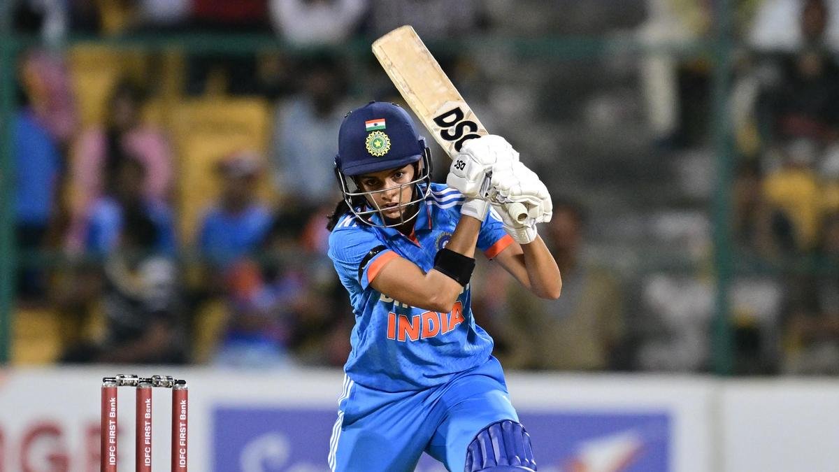 दिल्लीने रेल्वेवर 7 गडी राखून मात करत वरिष्ठ महिला एकदिवसीय ट्रॉफी जिंकली