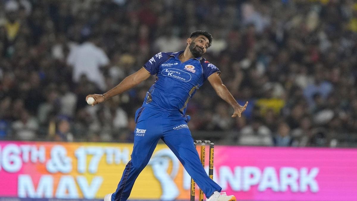 PBKS vs MI, IPL 2026: हेड टू हेड रेकॉर्ड, सर्वाधिक धावा, विकेट्स पंजाब किंग्स विरुद्ध मुंबई इंडियन्सच्या पुढे