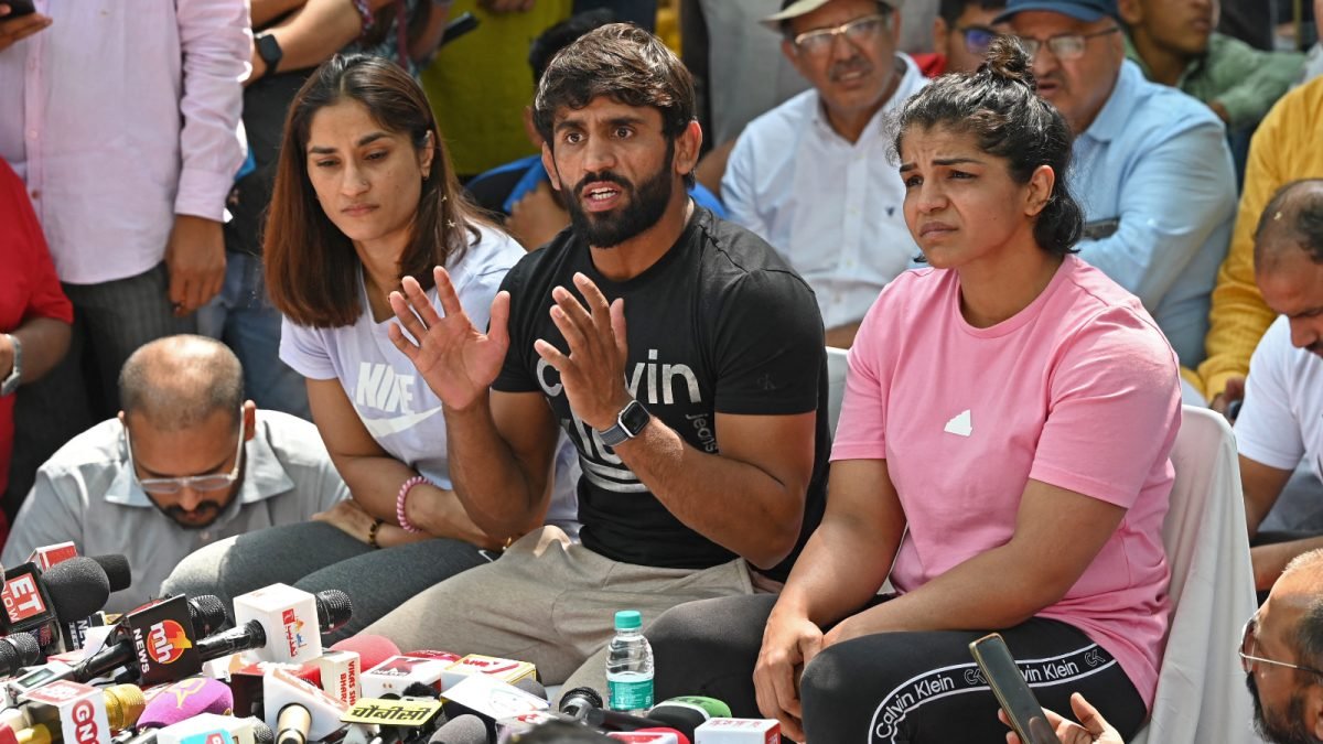 ‘निषेधांमुळे भारतीय कुस्तीचे नुकसान होत आहे’: दीपक पुनिया व्यावसायिक संघर्ष आणि हरवलेला वेग | इतर क्रीडा बातम्या