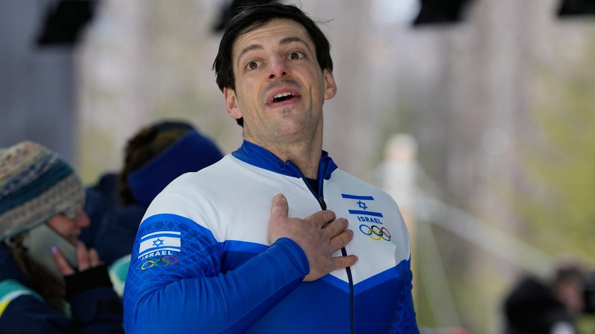 लाइव्ह: स्विस समालोचकाने युद्ध समर्थक भाषणासाठी इस्रायली स्लेज हवेत मोडून काढले | पहा | इतर क्रीडा बातम्या