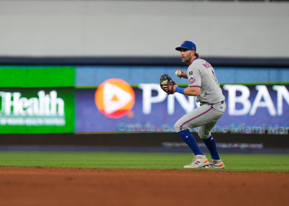 मेट्सने दुसऱ्या फॅन-फेव्हरेटशी टाय कापला: अहवाल