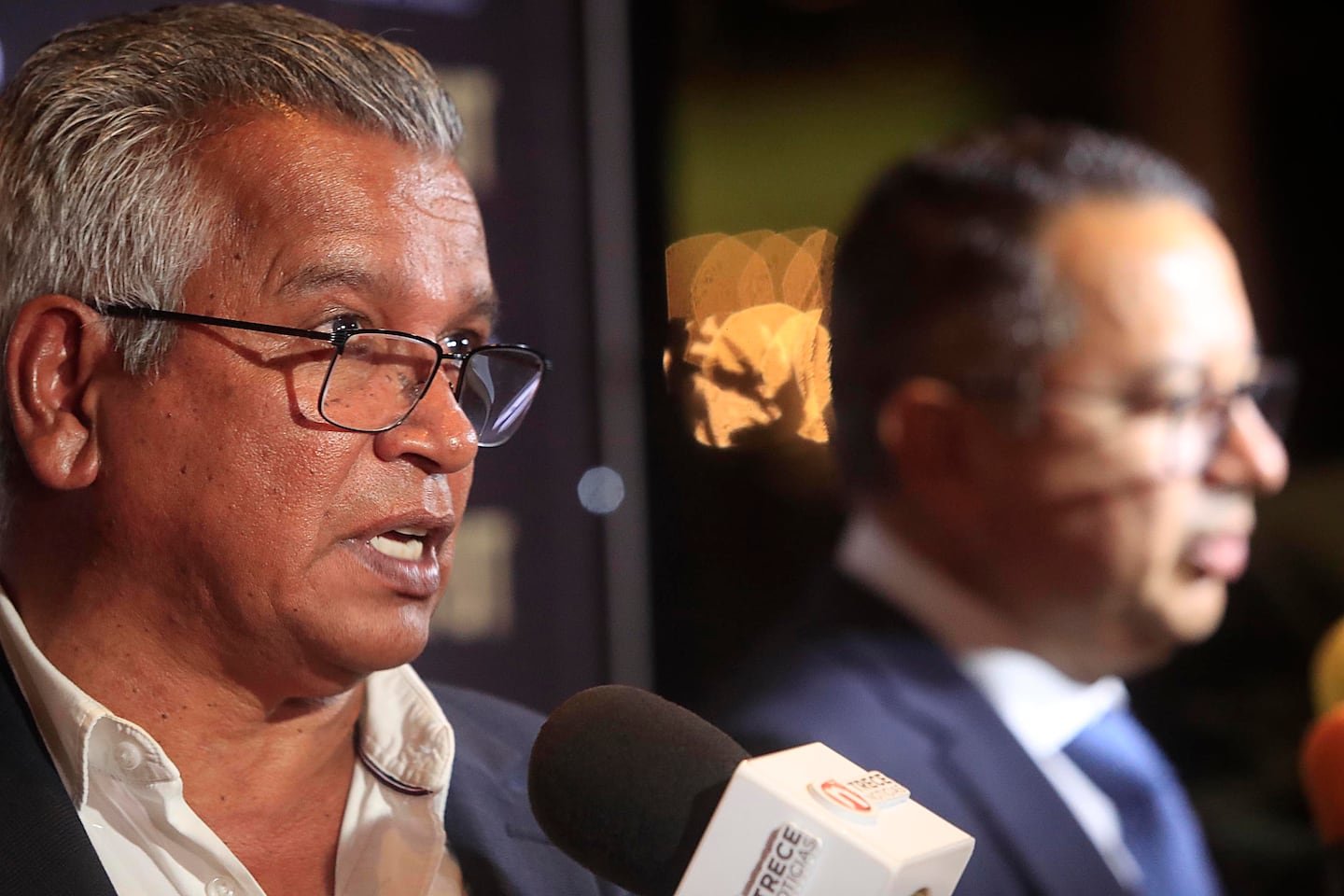 लिओनार्डो वर्गास यांना शंका आहे की महिला कार्टाजेनाच्या संघाला सर्वोच्च विभागात नेतील: “तिथे काय घडते ते मला आवडत नाही”