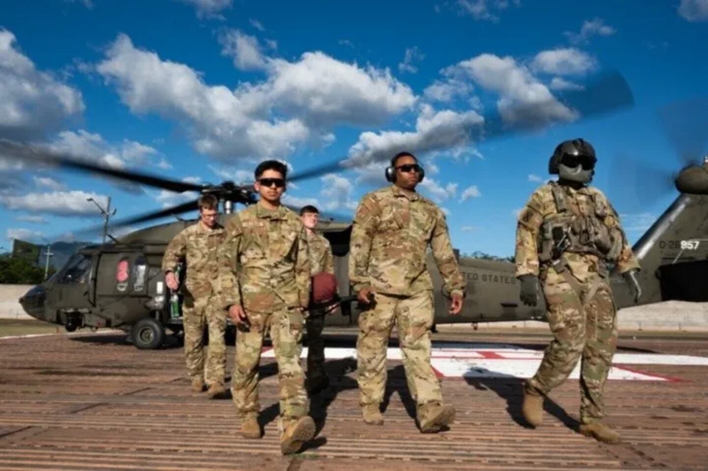 कोस्टा रिकामधील यूएस लष्करी तळासाठी लॉरा फर्नांडीझ सल्लागाराच्या प्रस्तावाने देश हादरला