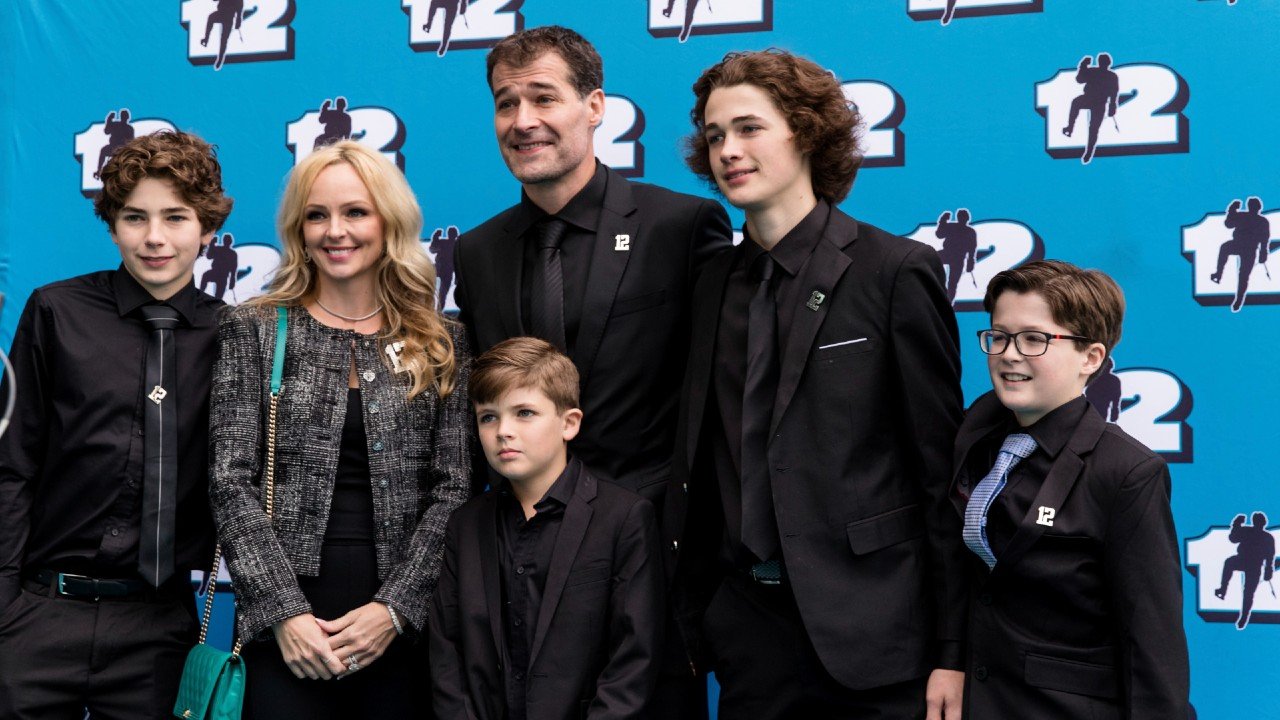 पॅट्रिक मार्लेउचा मुलगा लँडनने फ्रंटेनॅकसह ओएचएलमध्ये पदार्पण केले.