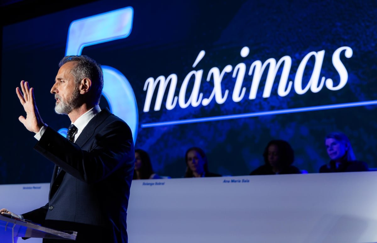 Telefónica गुंतवणूकदारांसोबतच्या मोठ्या बैठकीपूर्वी लाल झाली | आर्थिक बाजार