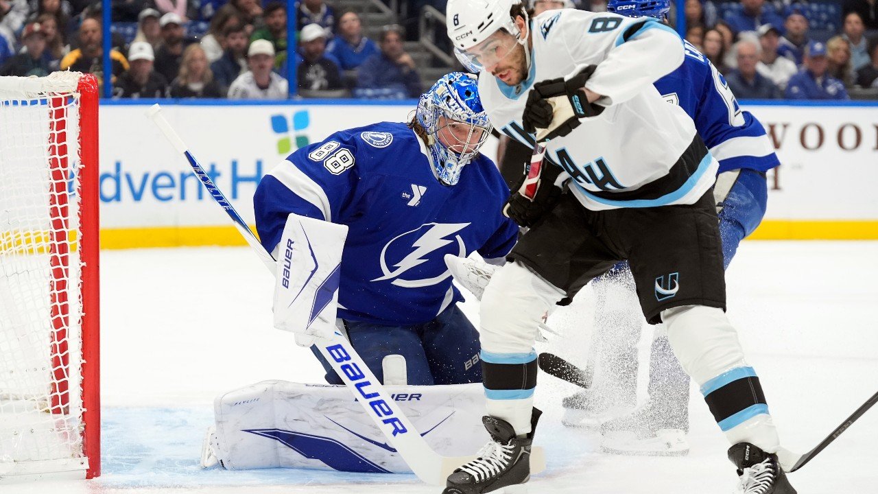 NHL अहवाल: Vasilevskiy चे दुसरे शटआउट लाइटनिंगला मॅमथच्या पुढे नेले