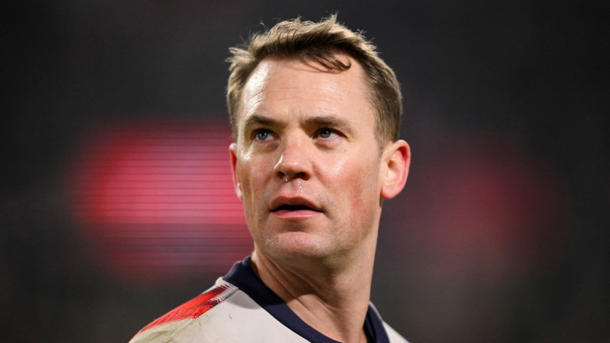 मॅन्युएल न्युअरने त्याच्या वासराला फाडून टाकले, आणि नजीकच्या भविष्यासाठी त्याला बाजूला केले जाईल | फुटबॉल बातम्या