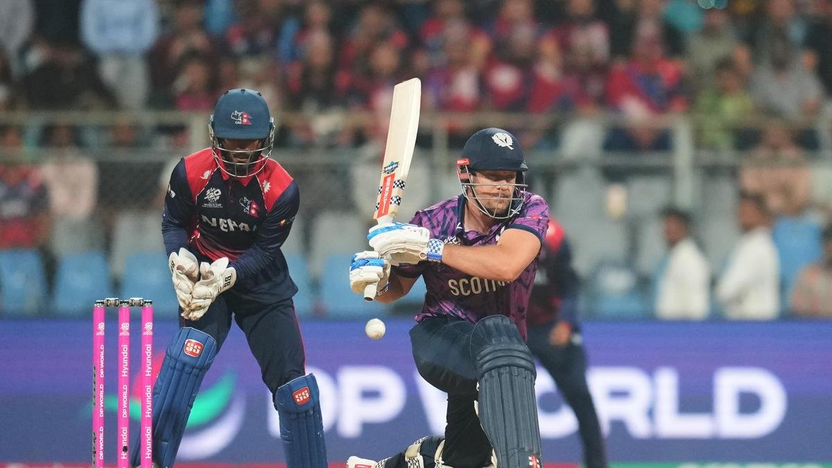 T20 विश्वचषक 2026: स्कॉटलंडच्या मुनसेला नेपाळविरुद्ध कोड उल्लंघन केल्याबद्दल डिमेरिट पॉइंट दिला.