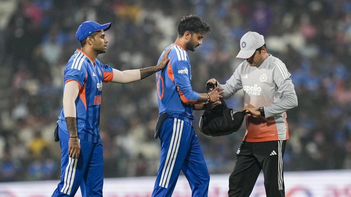 IND vs NZ: अक्षर पटेल न्यूझीलंडविरुद्ध दुसरा T20 का खेळत नाही?