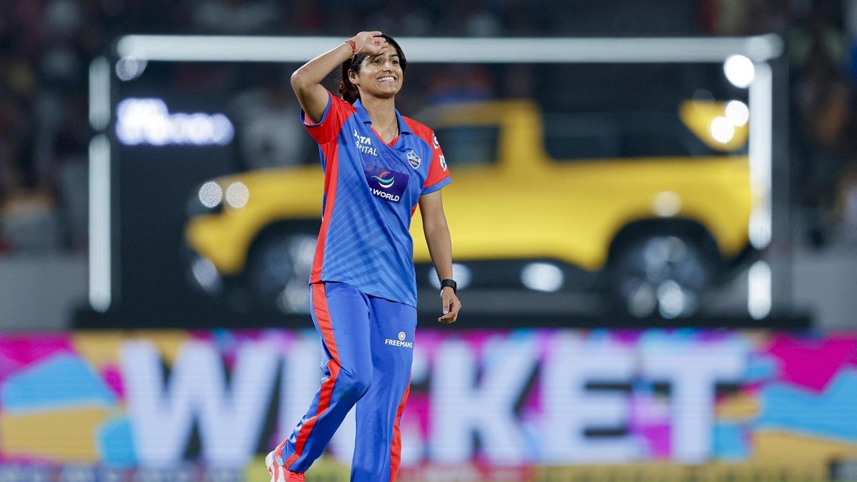 RCB vs DC, WPL 2026: दिल्ली कॅपिटल्सने रॉयल चॅलेंजर्स बंगलोरची विजयी मालिका संपवली