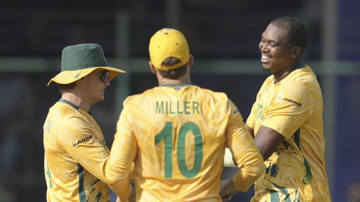 T20 विश्वचषक 2026 उपांत्य फेरीचे वेळापत्रक: ईडन गार्डन्सवर न्यूझीलंडचा सामना दक्षिण आफ्रिकेशी होईल; वानखेडेवर भारत/वेस्ट इंडिज विरुद्ध इंग्लंड