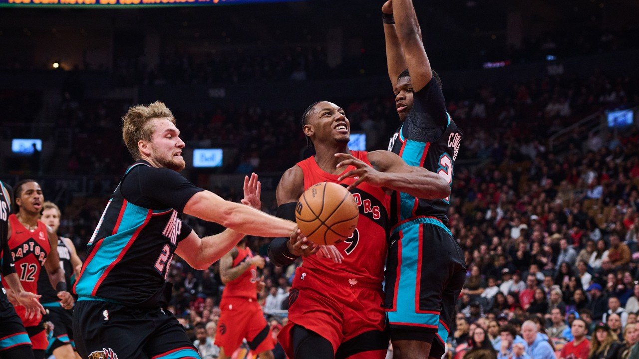 Raptors’ RJ Barrett नवीन भूमिकेत सातत्य शोधत कमीत कमी काम करत आहे