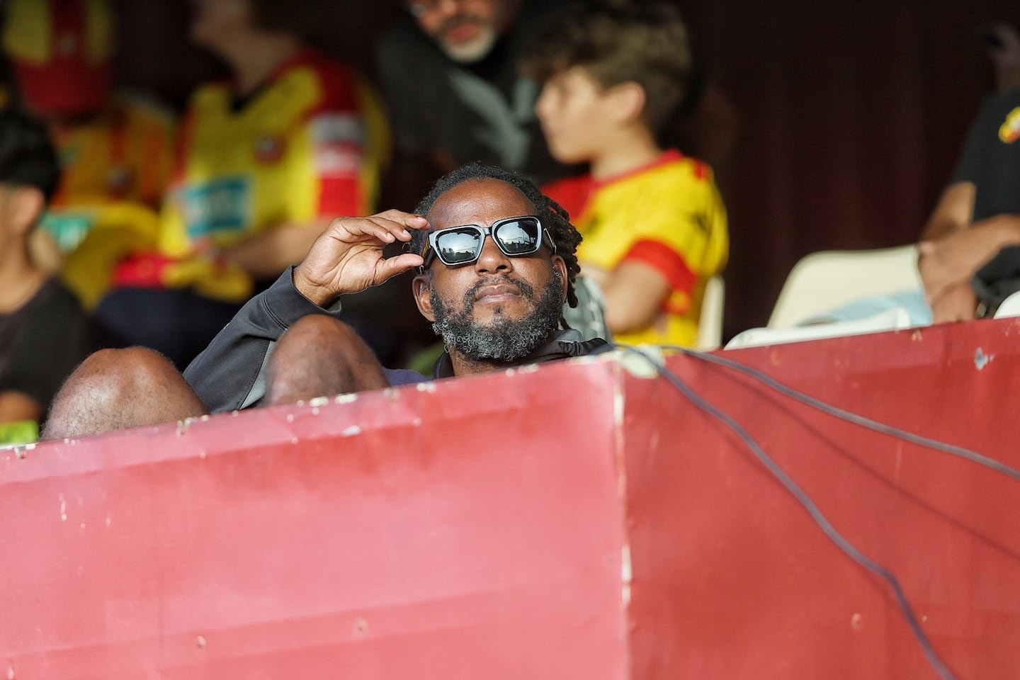 व्हिक्टर “मॅम्बो” न्युनेझ सप्रीसारबद्दल अनपेक्षित कबुलीजबाब देऊन संपूर्ण हेरेडियनवाद थंड सोडतो.