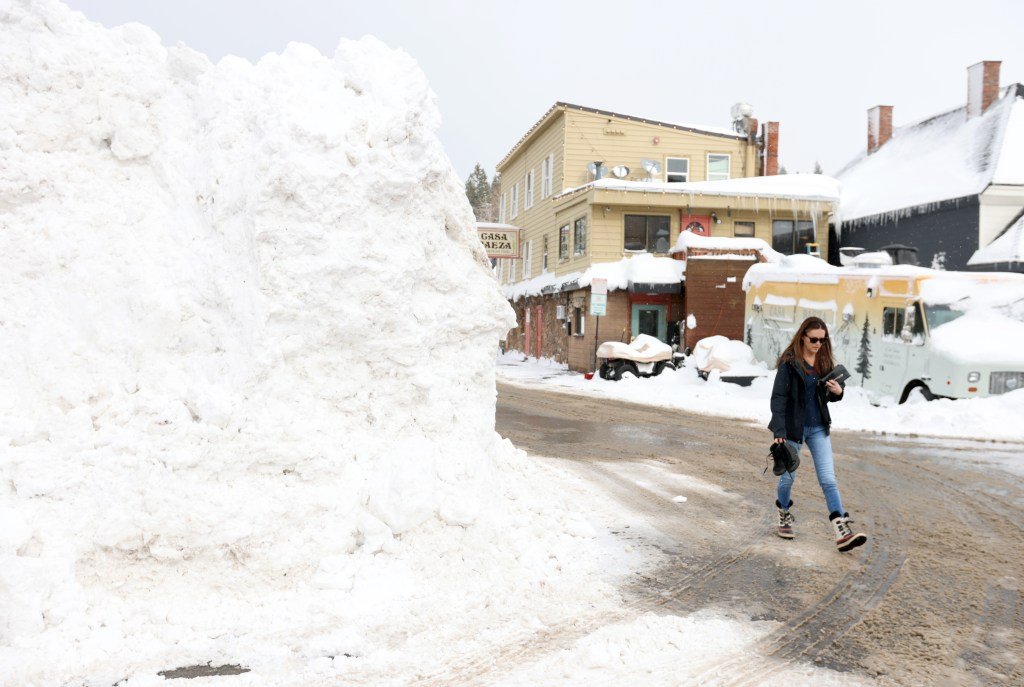 Hwy 50 वर जखमी झालेल्या माणसासाठी निधी उभारणी $10,000 च्या जवळ आहे