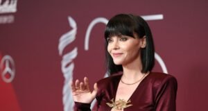 क्रिस्टीना रिक्की, हाय रोड घ्या – मर्क्युरी न्यूज