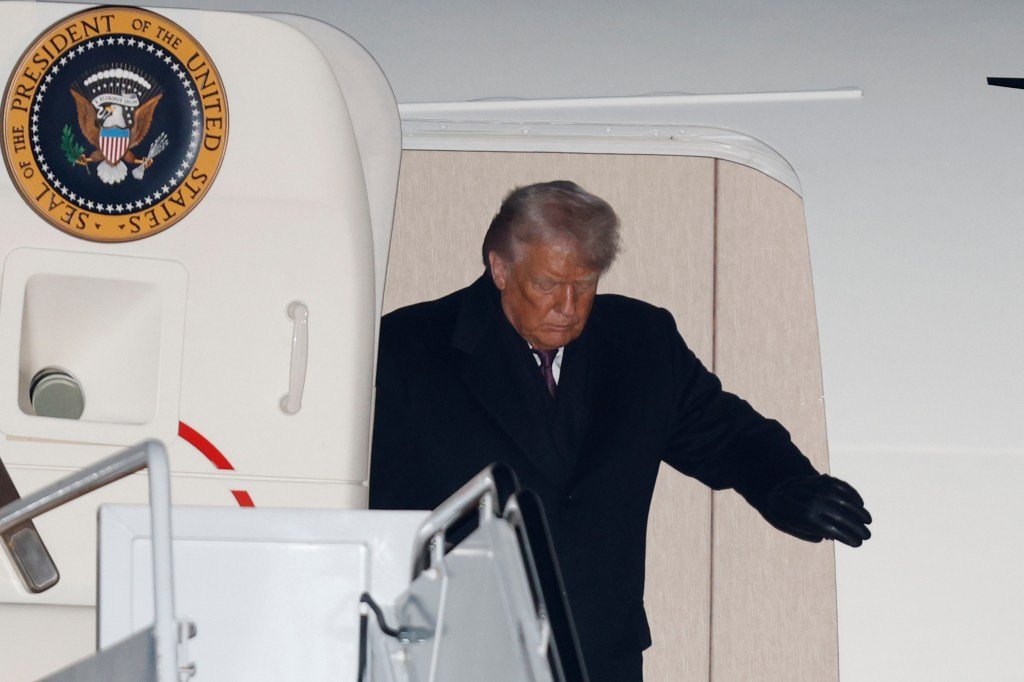 ब्रूक्स: ट्रम्प क्रॅकअप येत आहे