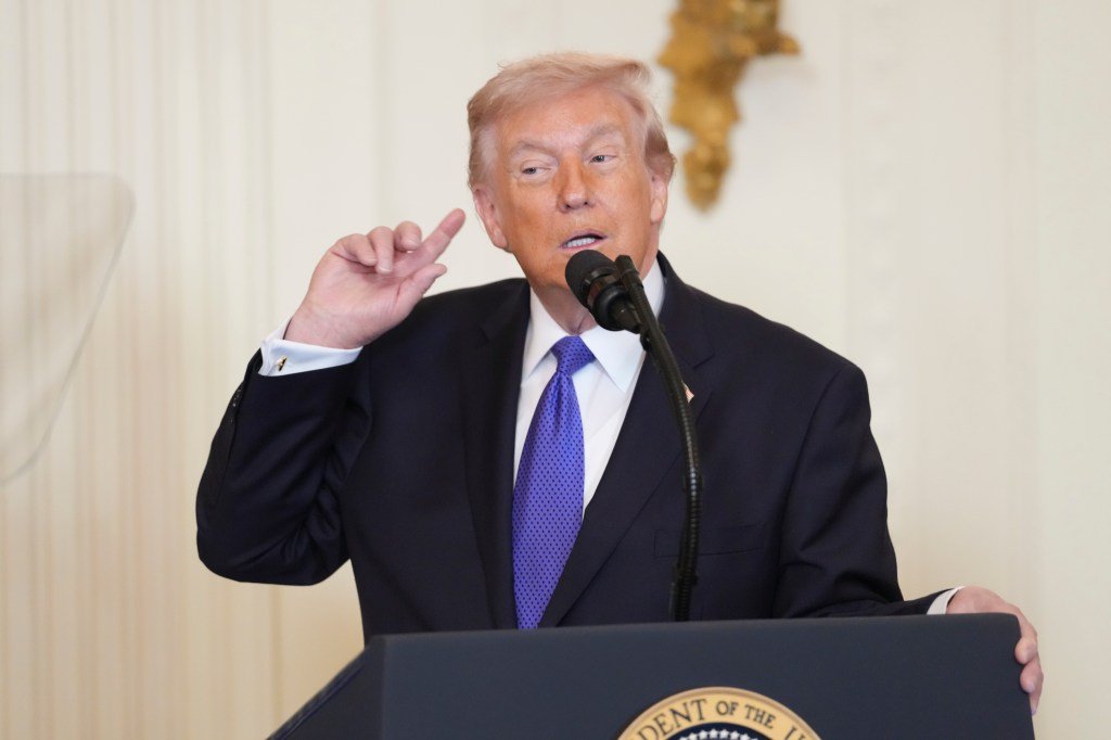 युद्ध आणि शांतता एका माणसावर सोडली जाऊ शकत नाही – विशेषतः या माणसावर नाही