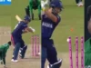 T20 विश्वचषक 2026 (पहा): PAK विरुद्ध NAM सामन्यादरम्यान सलमान मिर्झाने जॉन फ्रायलॉन्कच्या स्टंपवर जबरदस्त चेंडू मारला