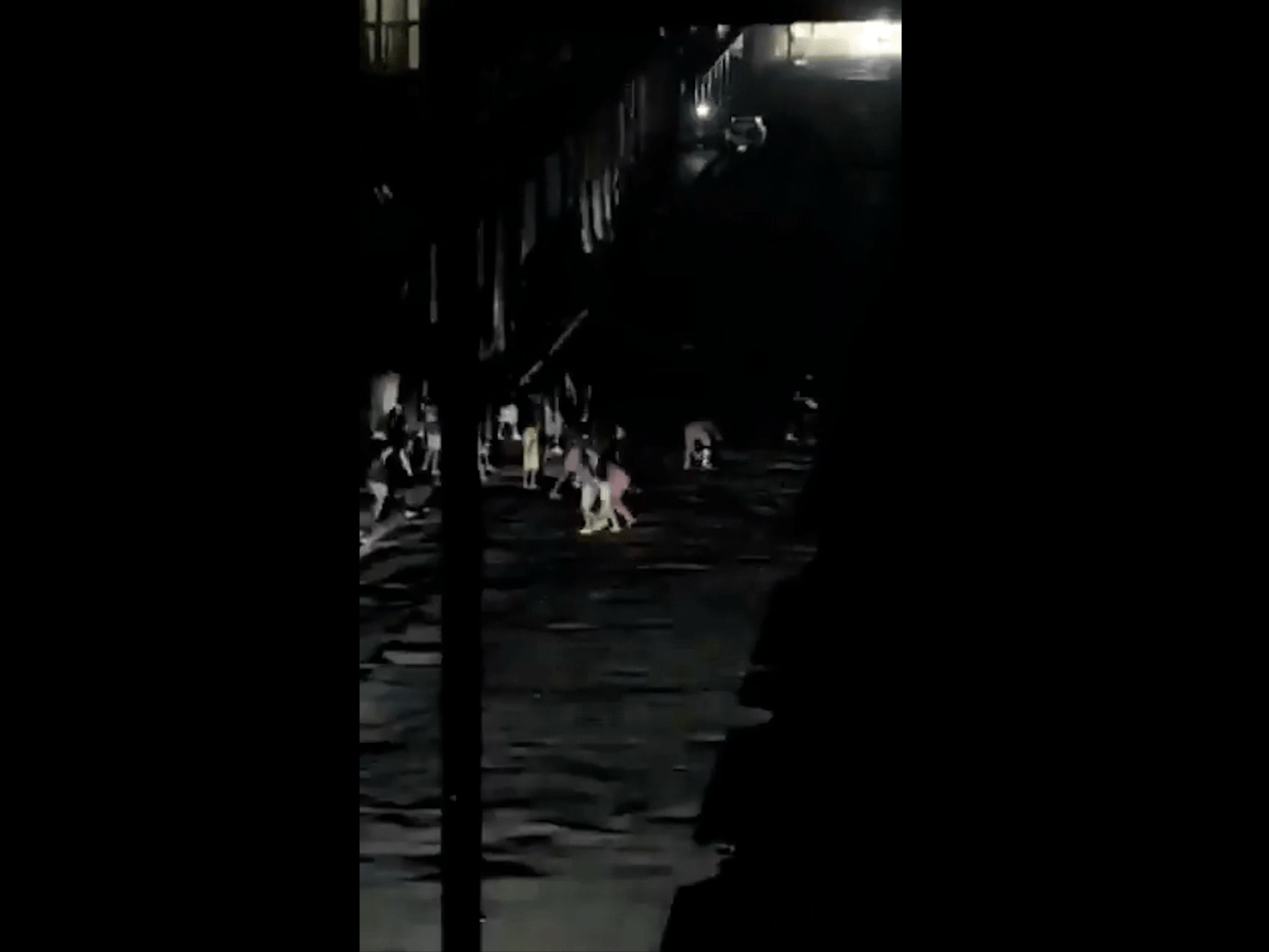 क्युबात ब्लॅकआऊटनंतर हजारो लोकांनी वीजविना आंदोलन केले | निषेध