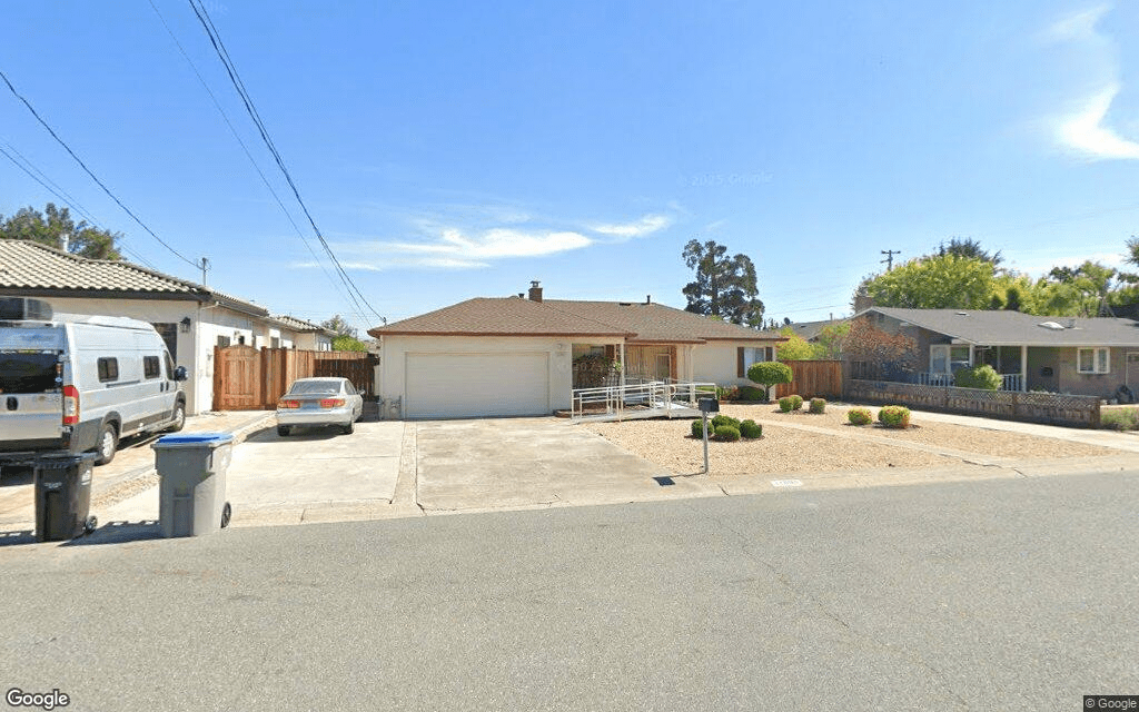 साराटोगा मधील एकल-कुटुंब घर $2.9 दशलक्ष मध्ये विकले जाते