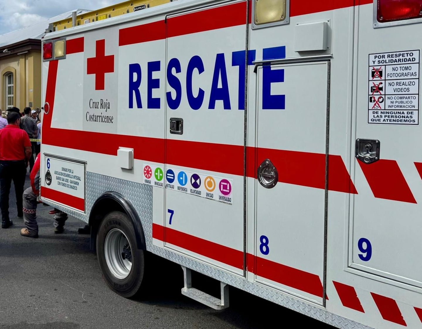 लोक त्याच्या जीवासाठी धावले, परंतु त्याला लॉस गिडो येथे गोळ्या घालून ठार करण्यात आले