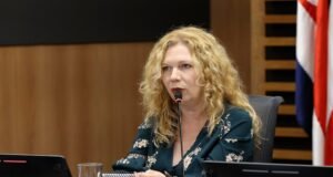 ते स्वतंत्र डेप्युटीसाठी आणीबाणी म्हणून काम करतात; काही दिवस रुग्णालयात दाखल होईल