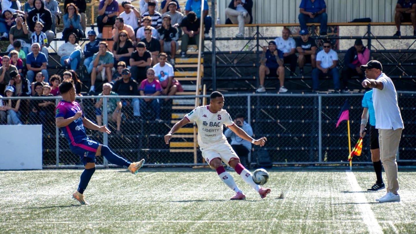 ग्वाडालुपे एफसी वि सप्रिसा: रेफरी विश्लेषक बॅन्सी स्पष्ट करतात की हर्नांडेझच्या दोन भाष्य वैध आहेत की नाही