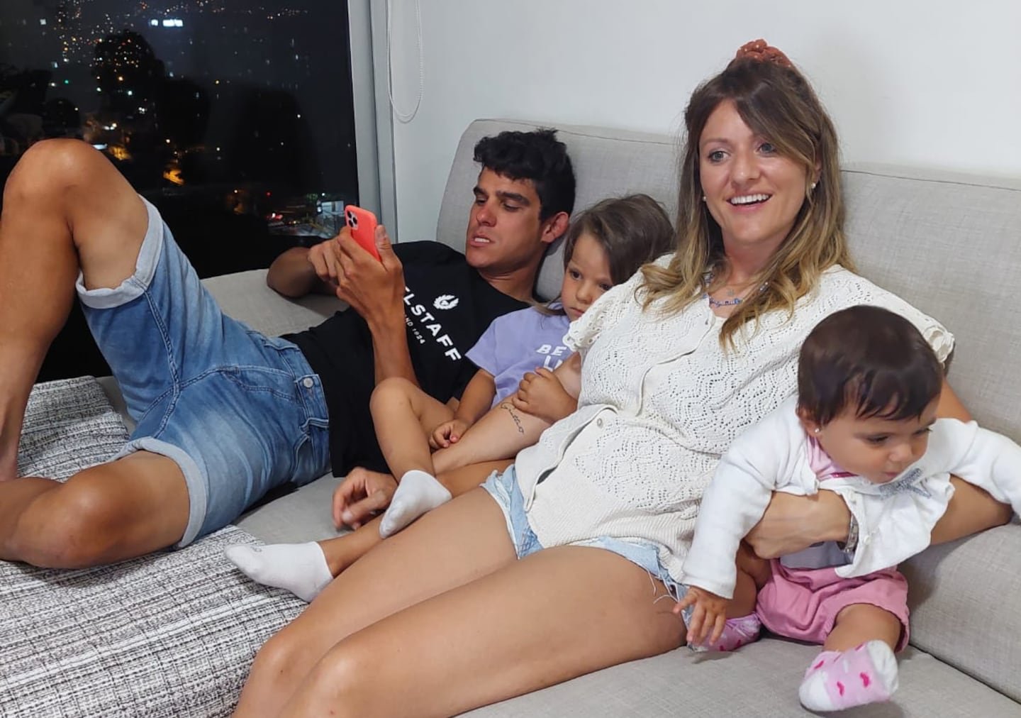 आंद्रे अमाडोर यांच्या पत्नीने ते ज्या कठीण परिस्थितीतून जात आहेत त्या दरम्यान हा संदेश पाठवला आहे