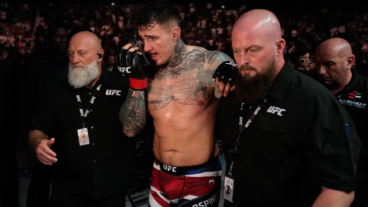 टॉम एस्पिनॉल डोळ्यांबद्दल धक्कादायक अपडेट देतो आणि शस्त्रक्रियेनंतर भविष्याशी लढतो