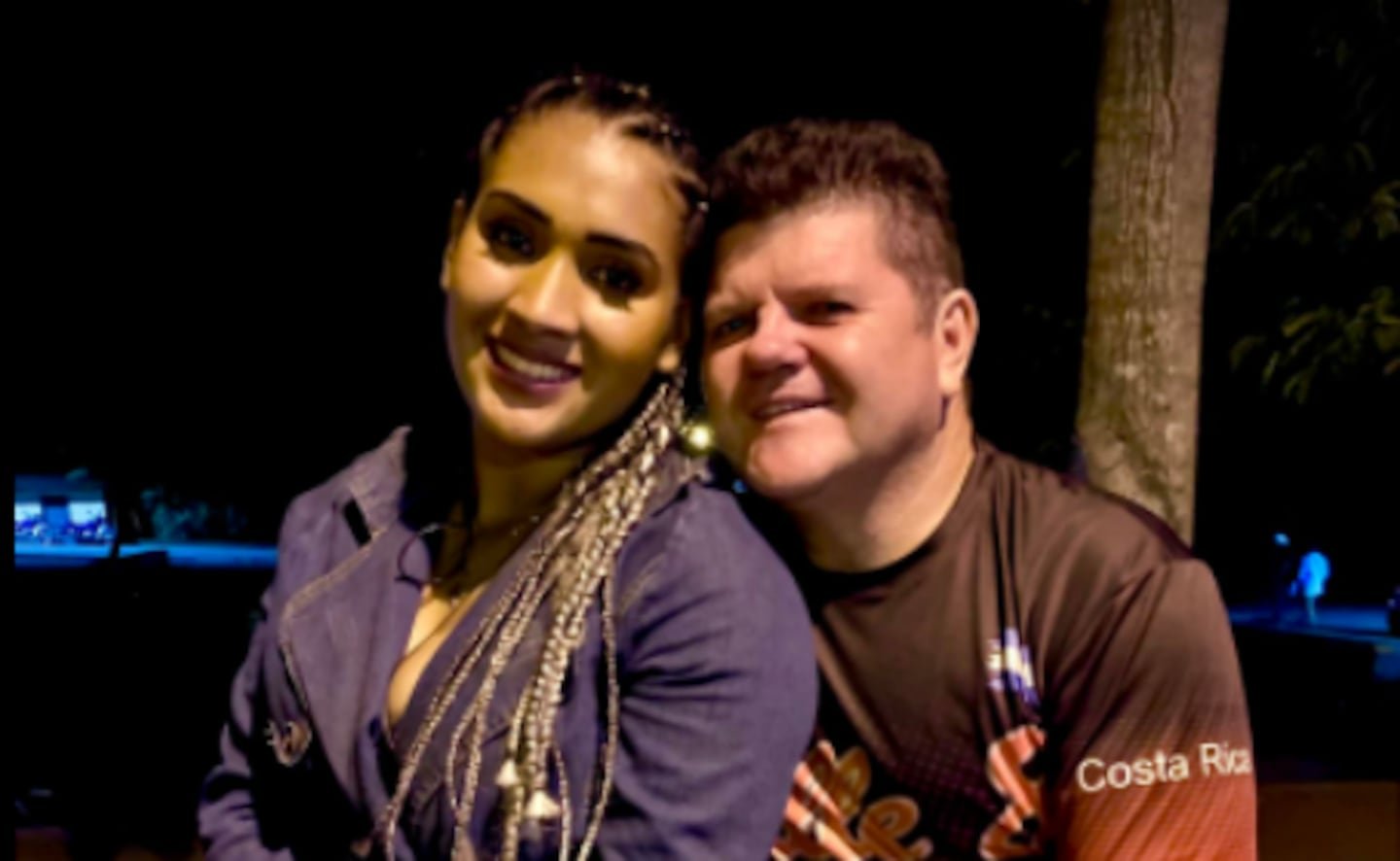 गायक योर्लेनी कॅस्टिलो हेन्री मोयापासून वेगळे झाले आणि नवीन प्रेम सुरू केले, आमच्याकडे पूर्ण गप्पागोष्टी आहेत