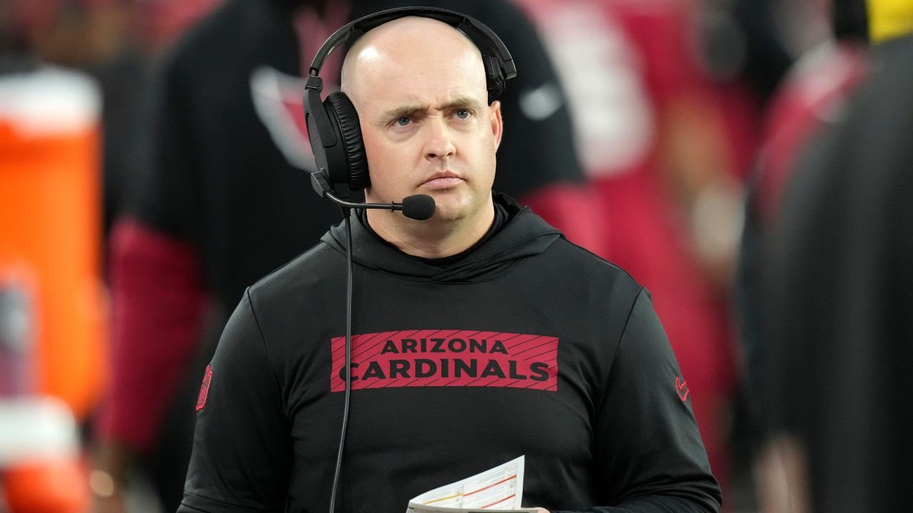 लायन्सने आक्षेपार्ह समन्वयक म्हणून ड्रू बेट्झिंगची नियुक्ती केली