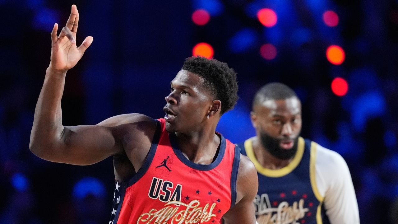 अँथनी एडवर्ड्सने MVP पुरस्कार जिंकला, NBA ऑल-स्टार गेमच्या अंतिम फेरीत स्टार्सने स्ट्राइप्सला मागे टाकले