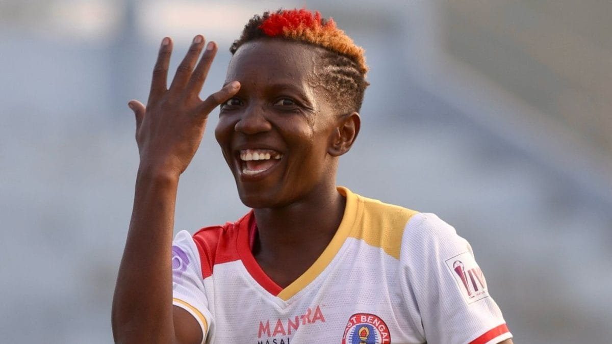 Fazila Equabot आणि सौम्या Gogoloth हॅट्ट्रिकने IWL मध्ये पूर्व बंगालला 9-0 ने विजय मिळवून दिला | फुटबॉल बातम्या