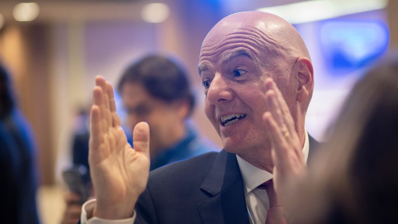 विश्वचषकाच्या तिकिटांची मागणी म्हणजे पुनर्विक्रेते मोठे विजेते असू शकतात