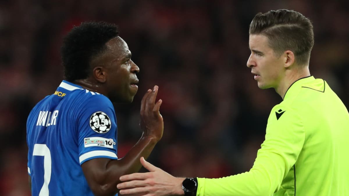 UEFA ने विनिशियस ज्युनियर विरुद्ध “भेदभावपूर्ण वर्तन” ची चौकशी सुरू केली | फुटबॉल बातम्या