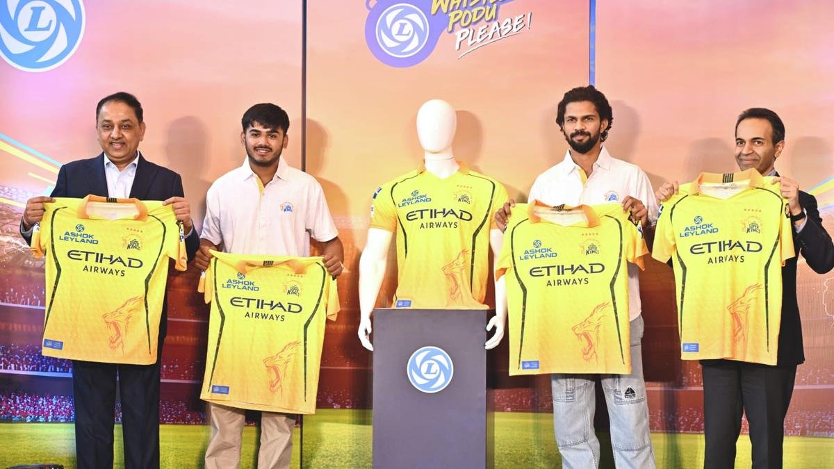 CSK ने IPL 2026 साठी नवीन जर्सीचे अनावरण केले