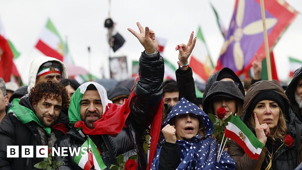 जगभरातील लाखो लोक इराणच्या निषेधांमध्ये सामील झाले