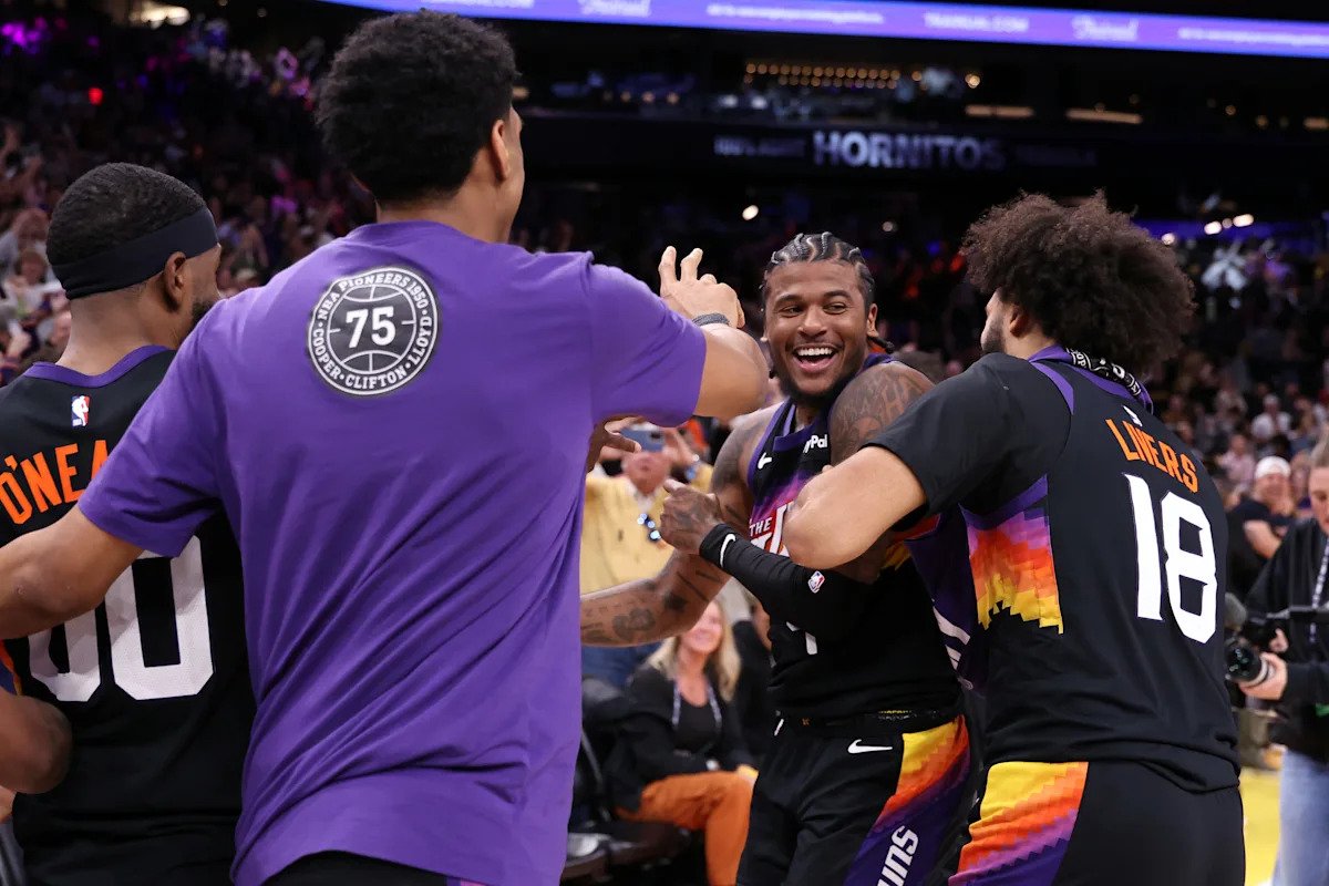 मॅजिक-सन्स: जेव्हॉन कार्टर आणि जॅलेन ग्रीन एक्सचेंज गेम-स्विंगिंग 3-पॉइंटर जंगली 2OT फिनिशमध्ये