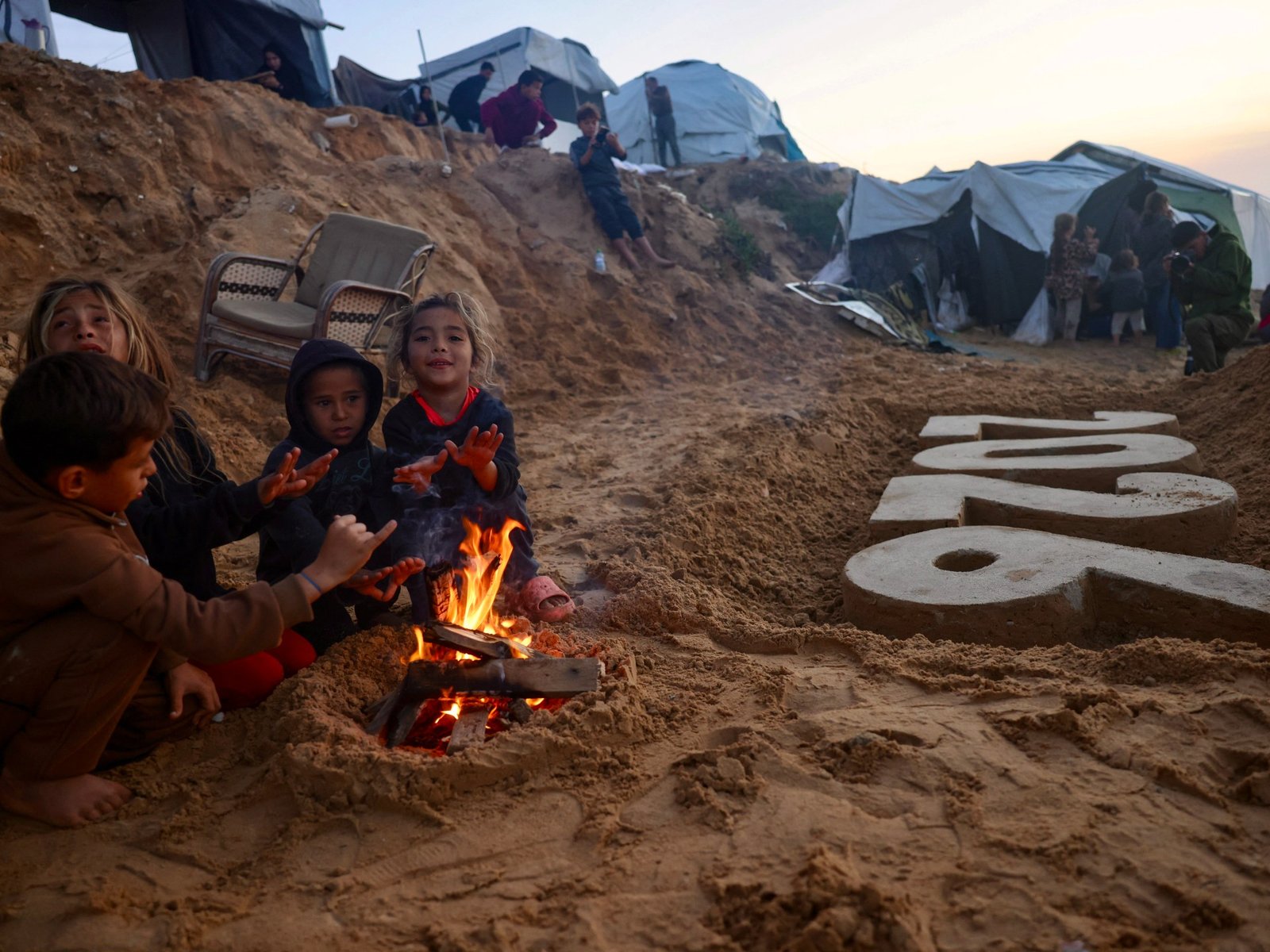 गाझा येथे सरपण गोळा करत असताना इस्रायलच्या ड्रोन हल्ल्यात दोन मुले ठार झाली इस्त्रायल-पॅलेस्टाईन संघर्षाच्या बातम्या